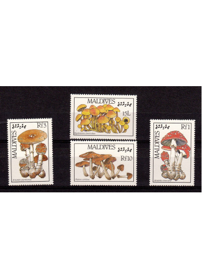 MALDIVE  francobolli serie completa nuova Yvert e Tellier 1106/9